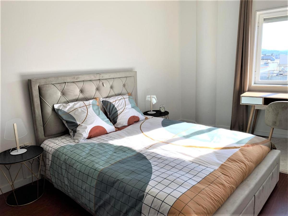 Charm City Center Apt 140M2 & Free Parking Leilighet Braga Eksteriør bilde
